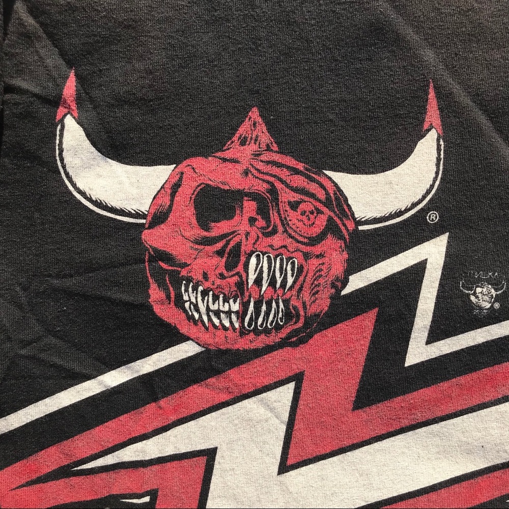 VTG 2013 Mishka ‘Death 1978’ Chicago Bulls SZ MED - Picture 5 of 10
